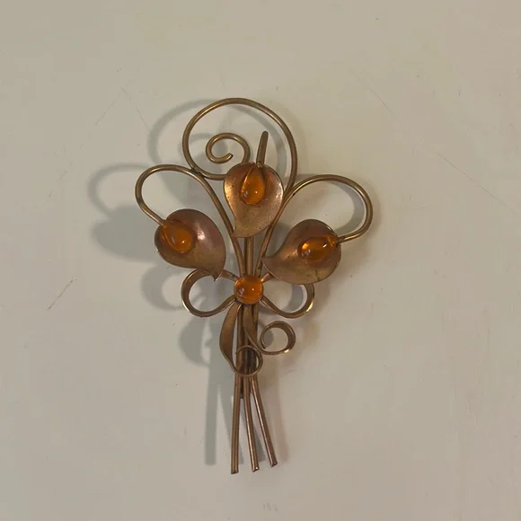 Vintage Flower Brooch. - Picture 2 of 6